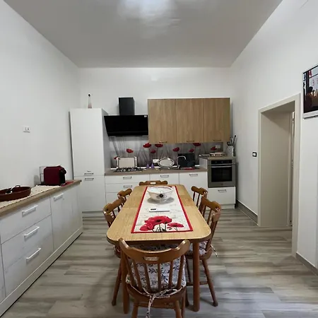 Papaveri Rossi Apartman